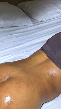 흑인 흑인 대물 자지와 섹스하는 겸둥이 크림파이와 거유 십대
