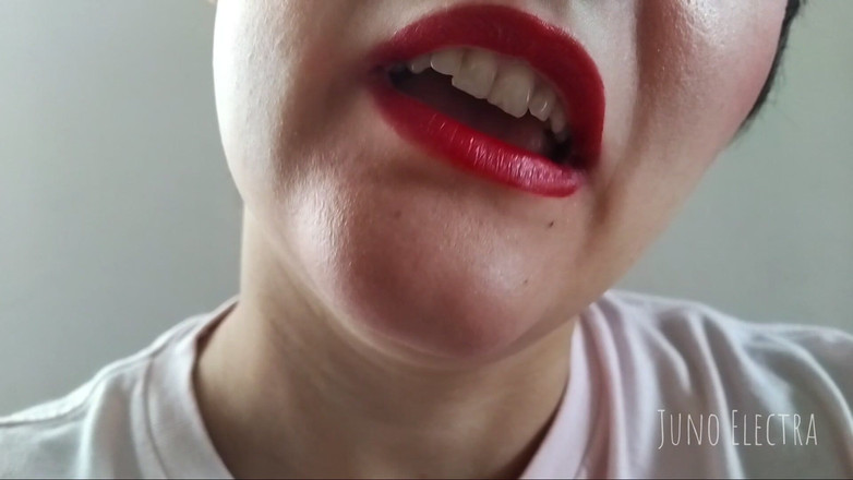 The Antichristrix: Obryně Red Lips Is Hladová pro tebe POV