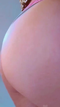 Big Ass Latina Gilr
