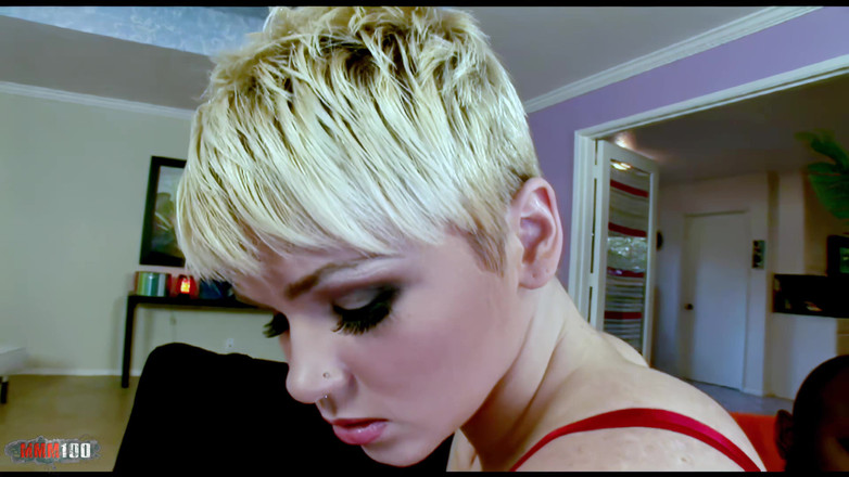 BBC and Interracial: Claudia downs video khiêu dâm đa chủng tộc với hoàng tử...