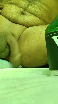 Anda tidak pernah melihat zakar sedemikian, ini adalah zakar besar, ia akan menghisap deria awak dan awak akan tahun untuk mengongkek zakar ini