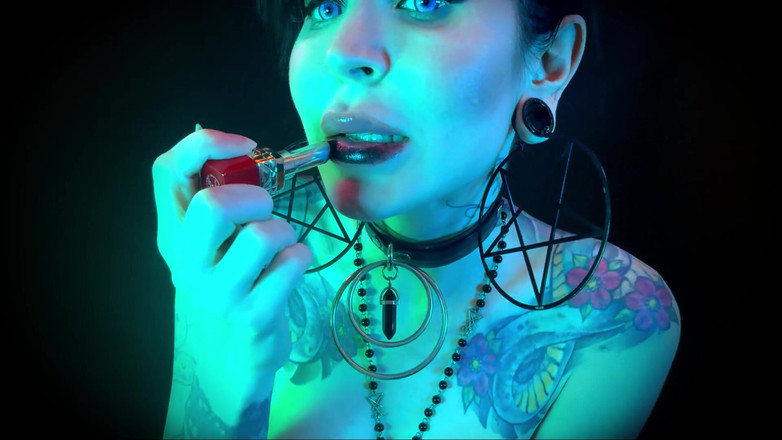 Baal Eldritch: Hallows Eve Gothic Lips - Halloween, bibir hitam, goth, sudut pandangan...