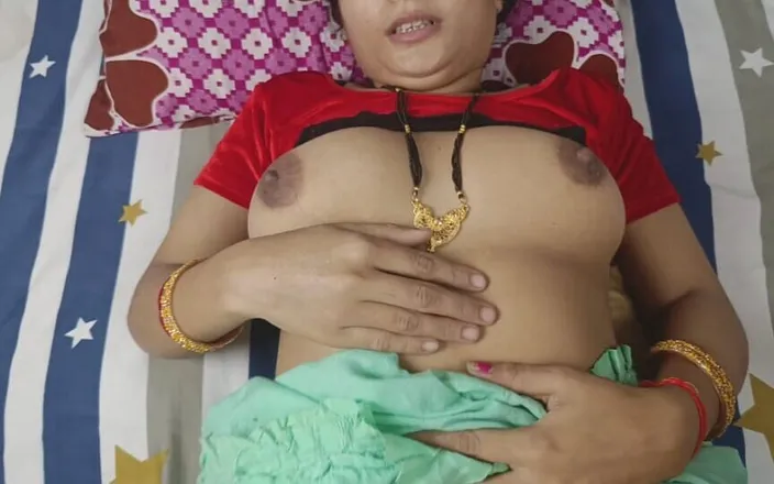 Pyaripooja22: Indian Hot Bhabhi Enjoying Very Romantic Fuck with Her Husband
