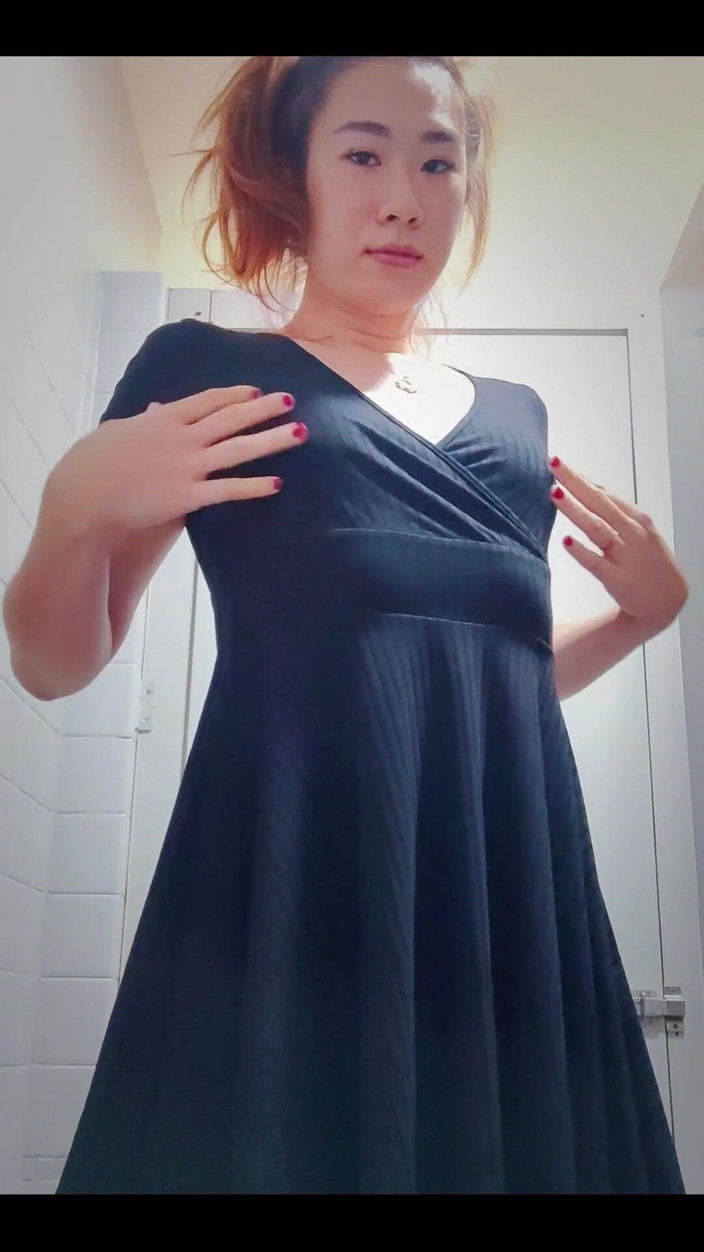 Aerie Rei: Piccole tette