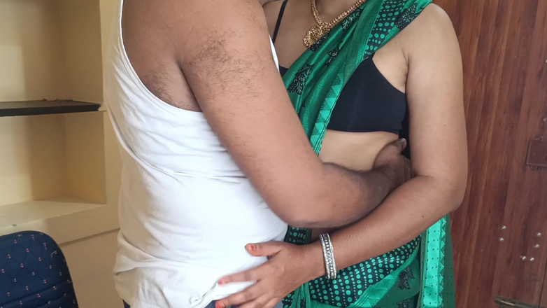 Palani69: Grön färg Saree Moster het romantik viral video