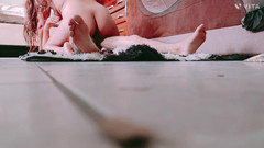 Kamila6922: Ik nodig mijn buurvrouw uit en neuk haar op het...