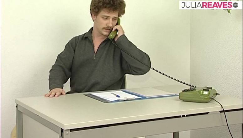 Retro Schlampen: Blond milf får hårig fitta slickad efter ett knull