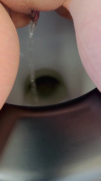 Venez Me Regarder Pisser