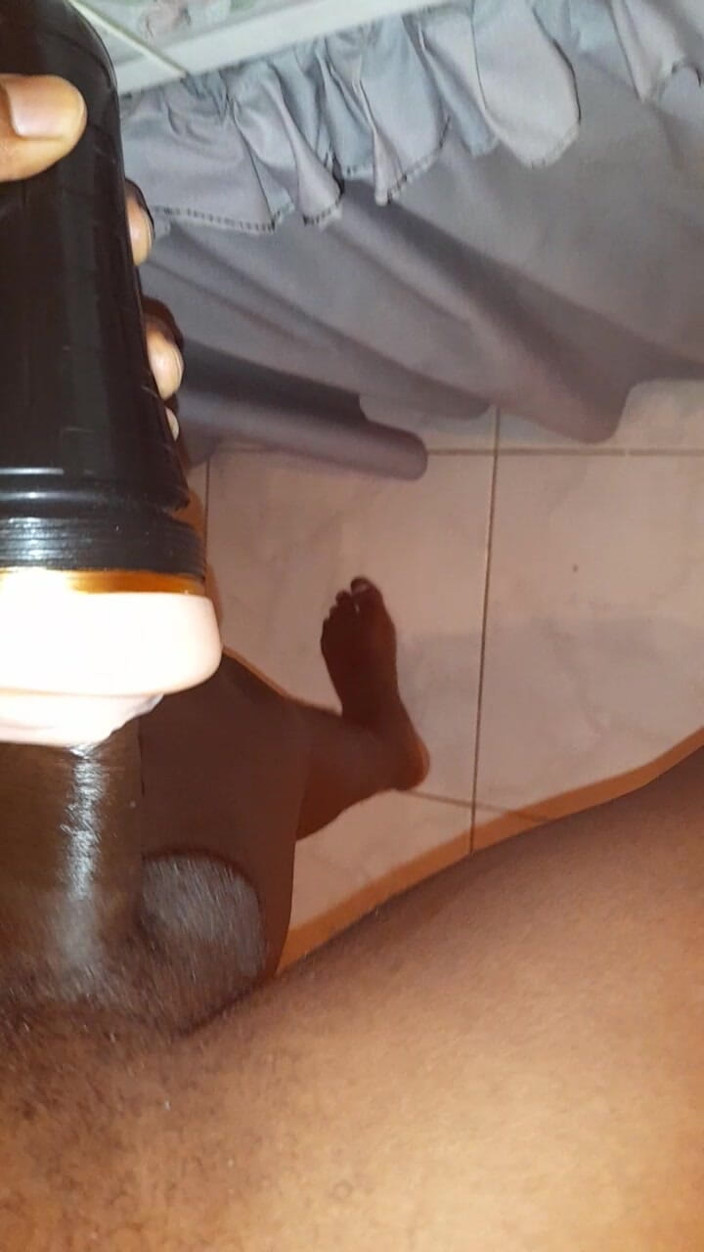 Islandvibes69: Jerking off S12 Ep1