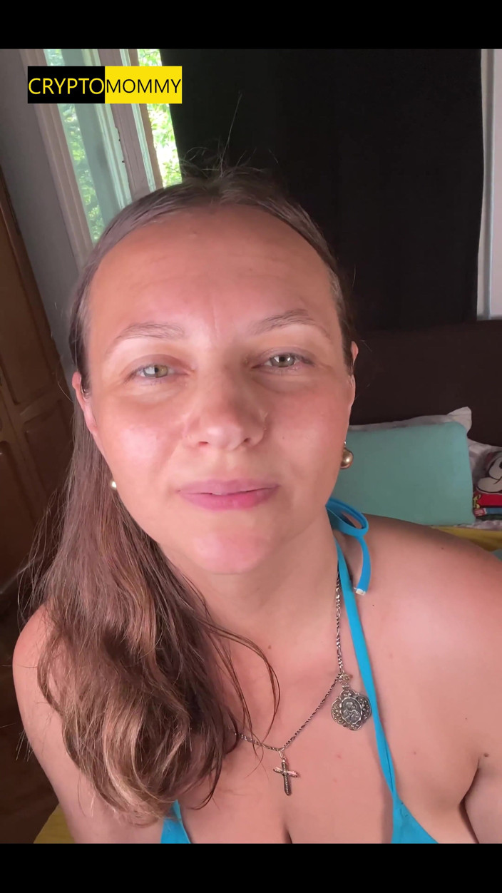Crypto Mommy: Month Smoking