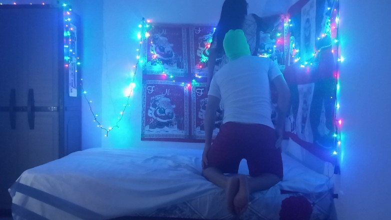 Martin13: クリスマスになるとリビドはより激しくなり、浮気も激しくなります