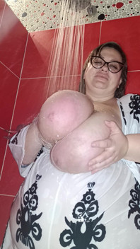 Join Me Ina Shower