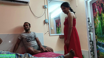 Hot creator: 아름다운 소녀를 따먹는 세 친구! 누가 먼저 섹스할 것인가!