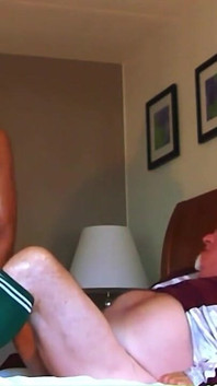 Coach Gives Massage - and Gets a Lot More!