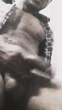 Video cumin cewek kulit hitam besar