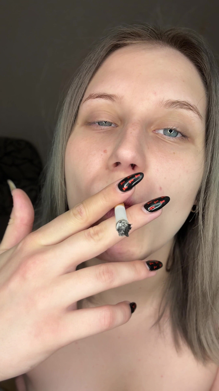 MertyXXX: Ben sigara içerken sana göz atıyorum