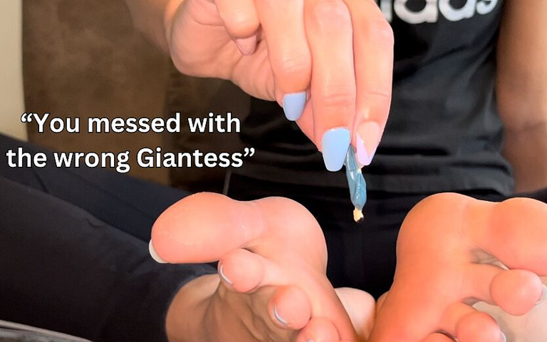Giantess Stink Feet Punishment (Ivys Feet)