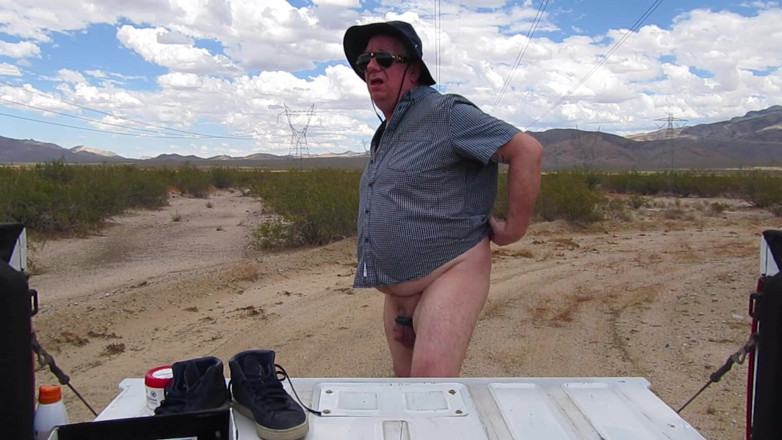 The porky pervert: Desert Hike Jerkoff 5