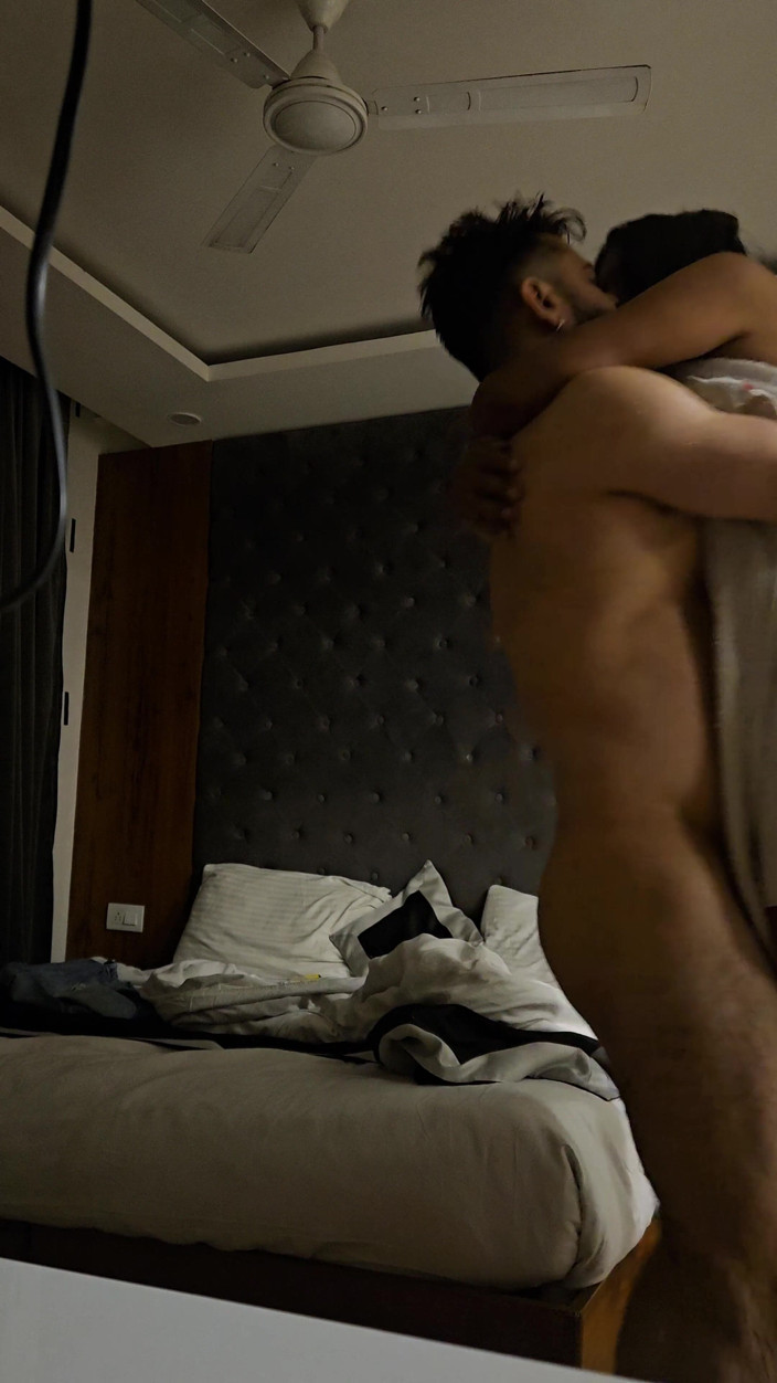 Robbibhai: Bhabhi Fucked Inside Hotel Room