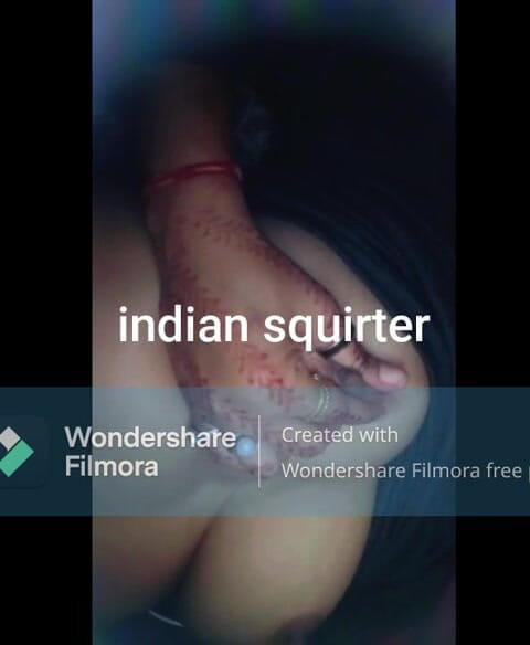 Indian squirter: Awek India menjolok pepek
