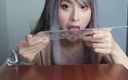 Asian Fem CD: S003 - Femboy spuszcza się na akryl i zjada go 1 pełny