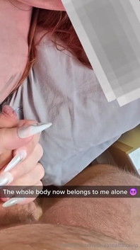 Afacere Snapchat: MILF dolofană primește o plăcintă cremoasă riscantă