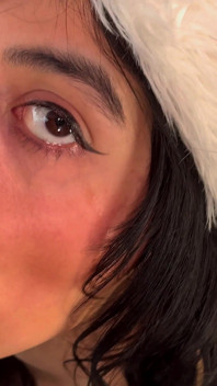 Aaliyah Yasin Gets a Big Christmas Facial