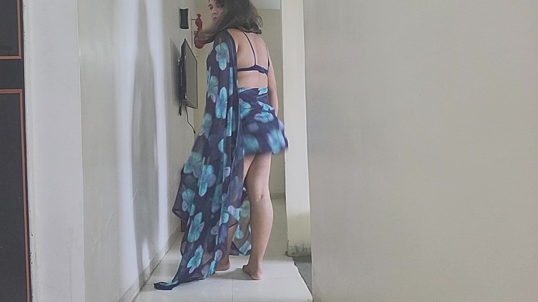 Indiansissychubby: 独自和无聊订阅我的节目我想要你