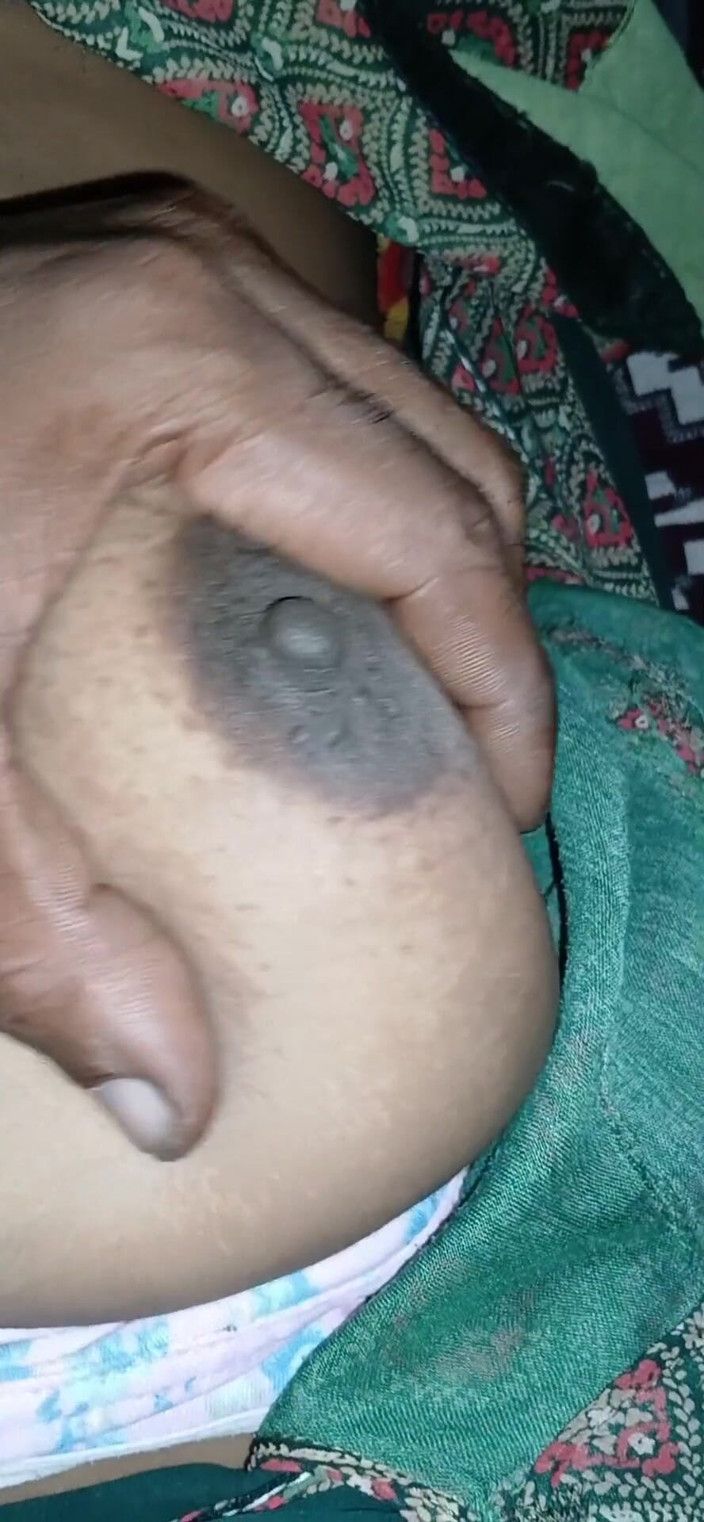 vijay_kumarpatel: Desi Hot Wife with Big Ass Fucked by Husband's Friend