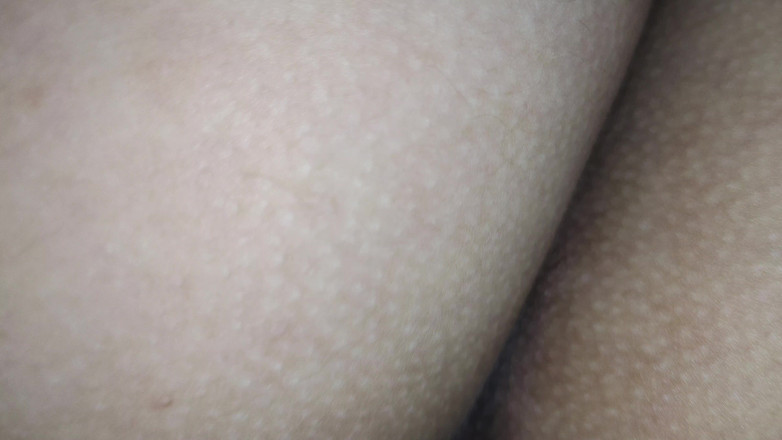 AngyAmazon: Min cuckold hubby creampies efter att hans vän knullade mig