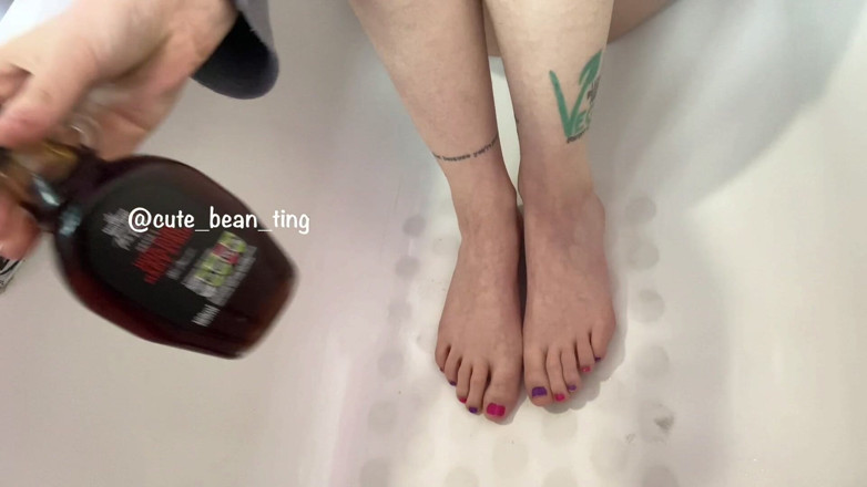 Alice Bean: Syrup on My Feets