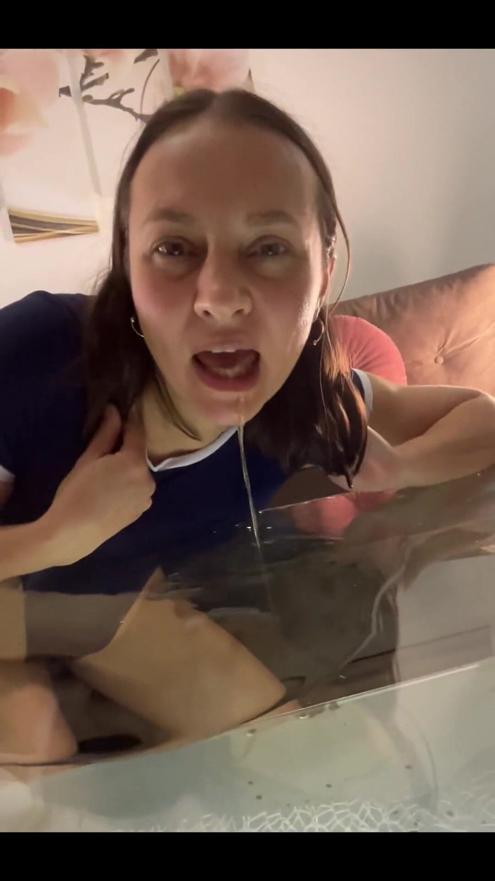 Crypto Mommy: 계모의 목구멍