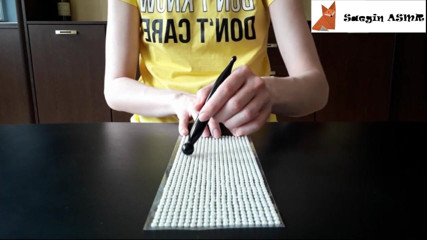 Saegin: 2[ASMR] Scratching rhinestones (no talking)