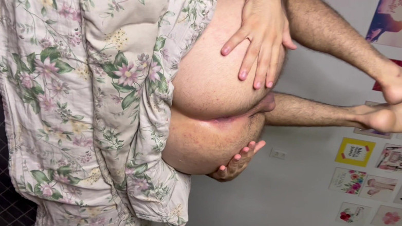 Bianca Herrera: Shemale Bianca Herrera făcând sex oral vecinei ei