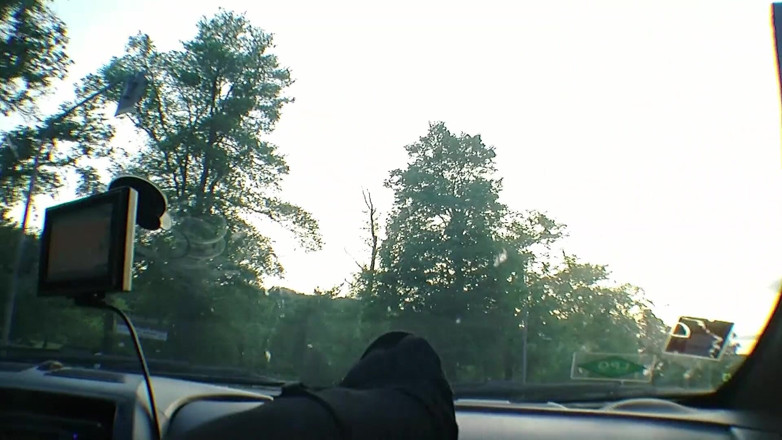 Sexy Amateurz: Conducir en el auto y presumir