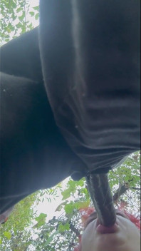 Red Head Queen of Spades Sucking 11 Inch Black Pipe