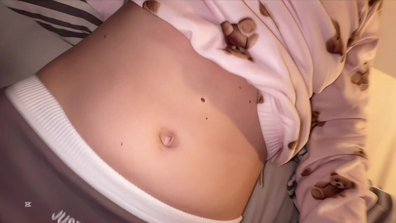 Gigi oficial: A Virgin's Pussy Farts Because It Was Filled with Sperm...