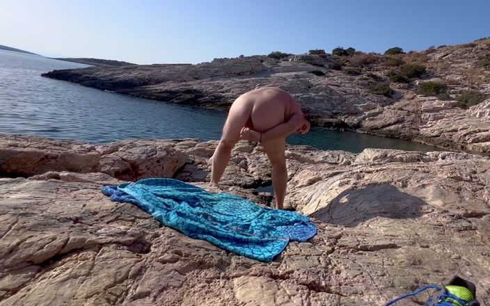 Irina Greek cuckold slut husband: Çıplaklar plajında götümü siktiriyorum
