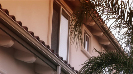 Lesbian Tales: No Mans Land辣妈第2版 - HOLLY HALSTON- 变态熟女 n 青少年