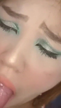 Cara follada de grandes tetas