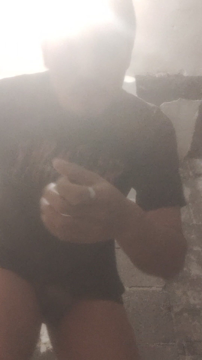 AlexAlejandro13: Vamos a encontrarnos en el baño