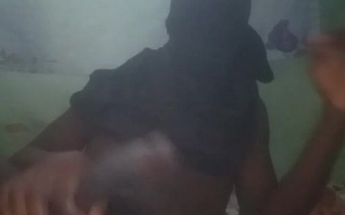 Badman4606: Meu segredinho com meu meio-irmão.