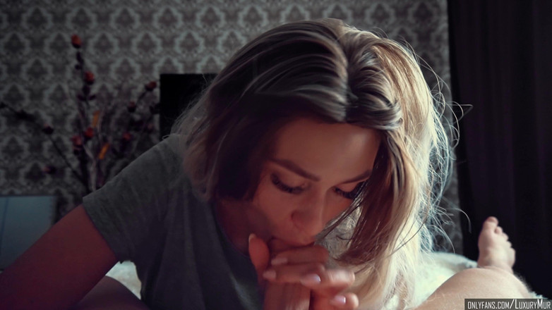 ReplayXXXLady: POV 美女が両親が不在の間に深く挿入 - ラグジュリミュール