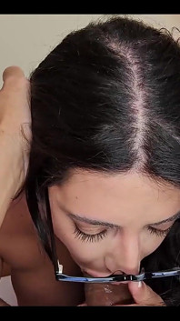 Meio-irmãos peituda namorada puta Sarah Arab trai ele