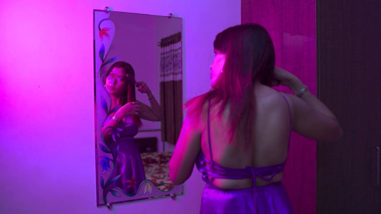 Desimaal 69: The girl was alone at home, called her boyfriend and...