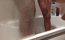 Emma Alex: Masturbare reciprocă la duș