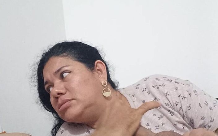Valkyrieandluigy: Gái già bú cu