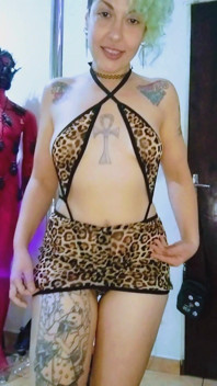在评论中让我知道你对我的新衣服的看法