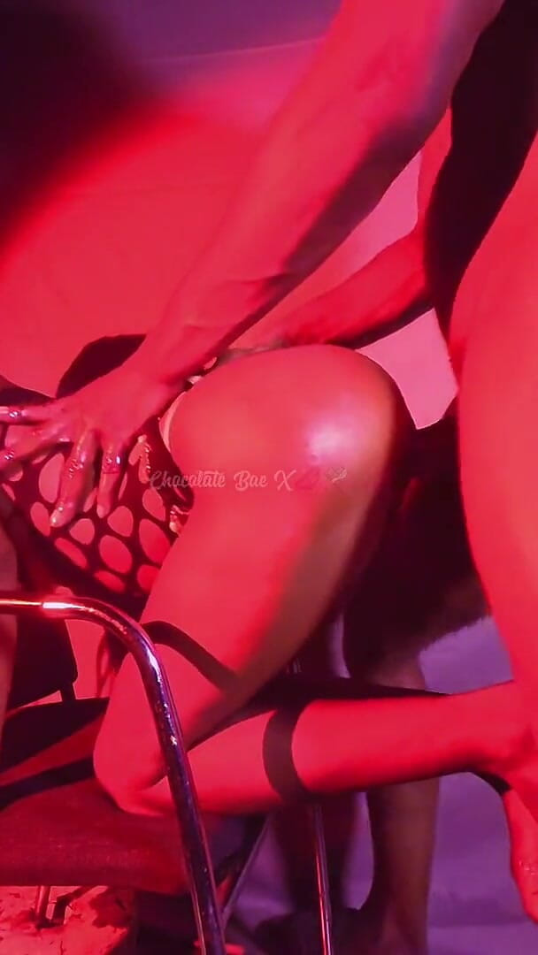 Naturelle Chocolat: Lelaki Memikat Saya Di Daerah Lampu Merah Dan Mahukan Pertunjukan...