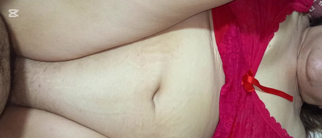 Maryanton: Mature și tânărul ei soț Creampie